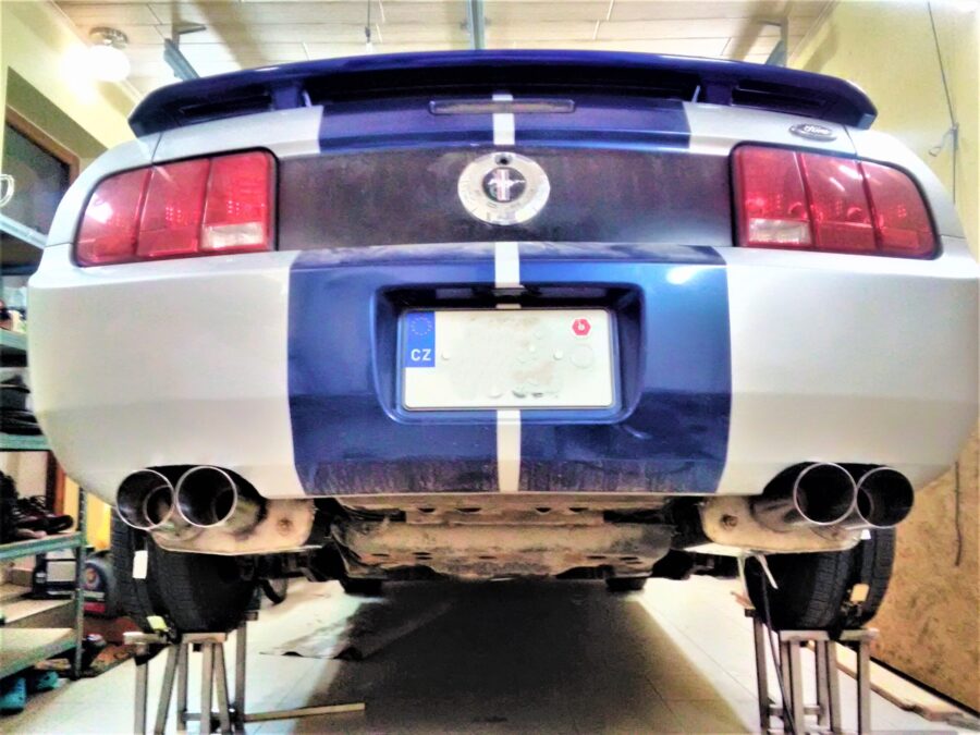 Ford Mustang V6