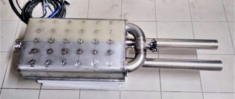 Nerezovy ladeny vyfuk Hummer H2 V8